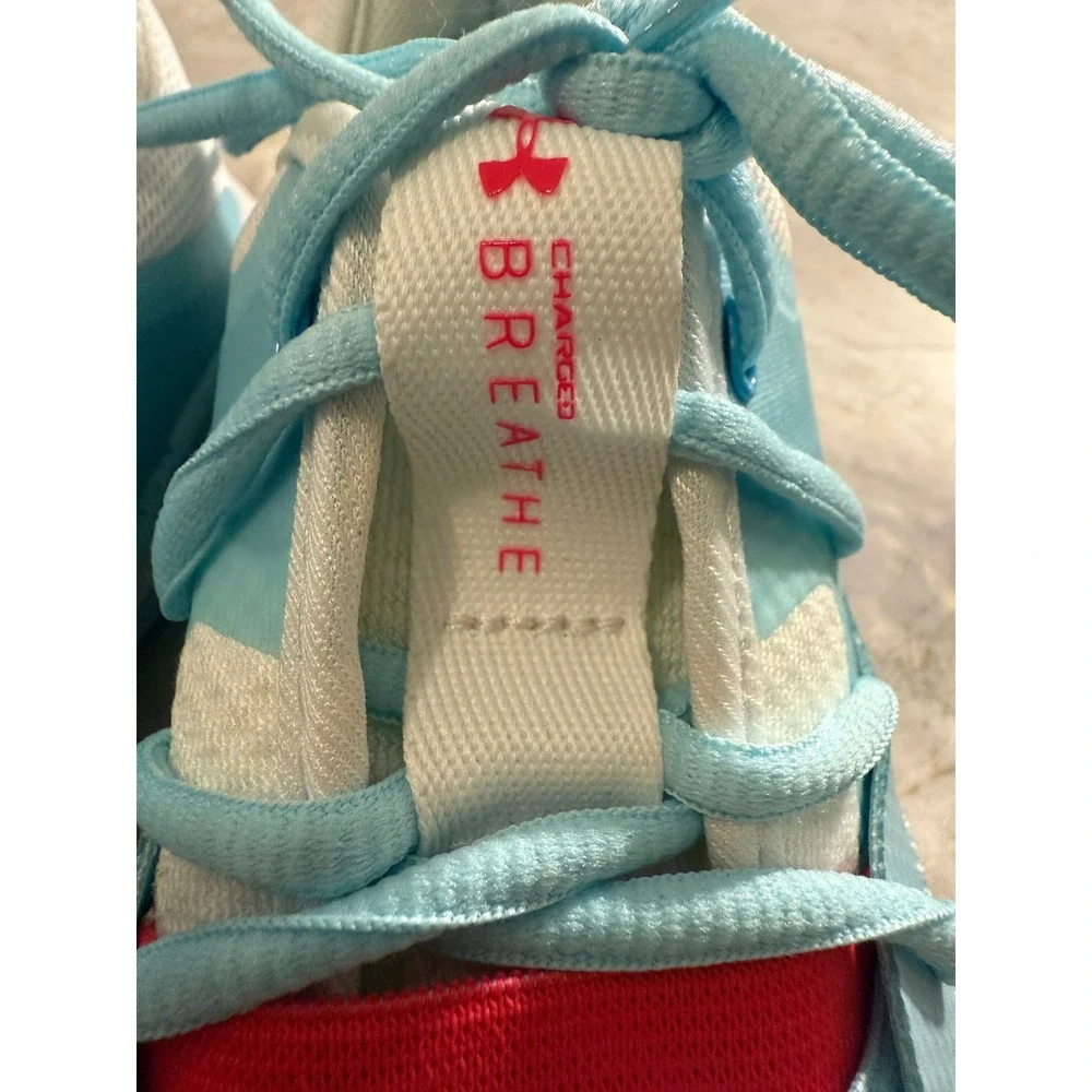 Under Armour Charged Breathe Training‎ Shoes Sneakers Womens Size 7